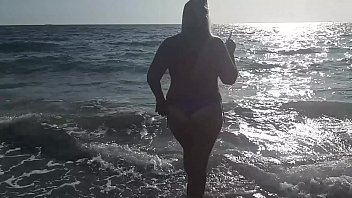 Hot Milf Masturbation On Beach So Horny Outside